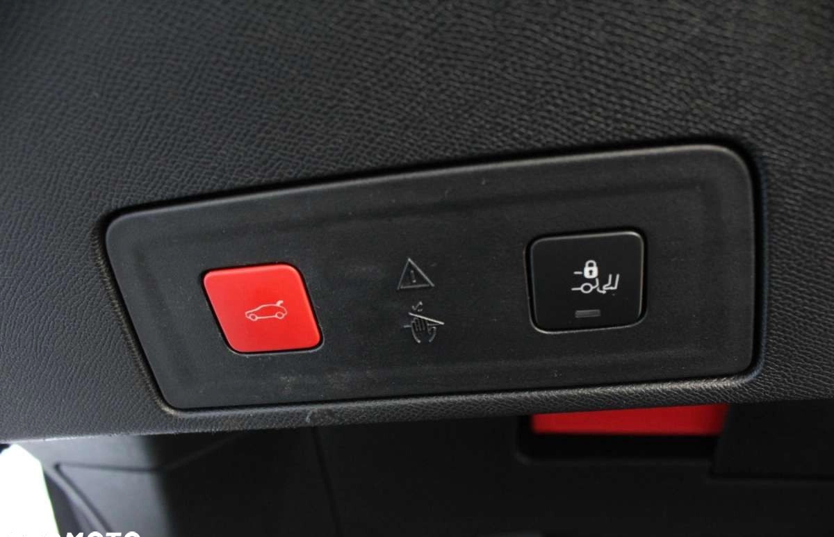 Peugeot 508 cena 104900 przebieg: 114902, rok produkcji 2019 z Nowe Warpno małe 781
